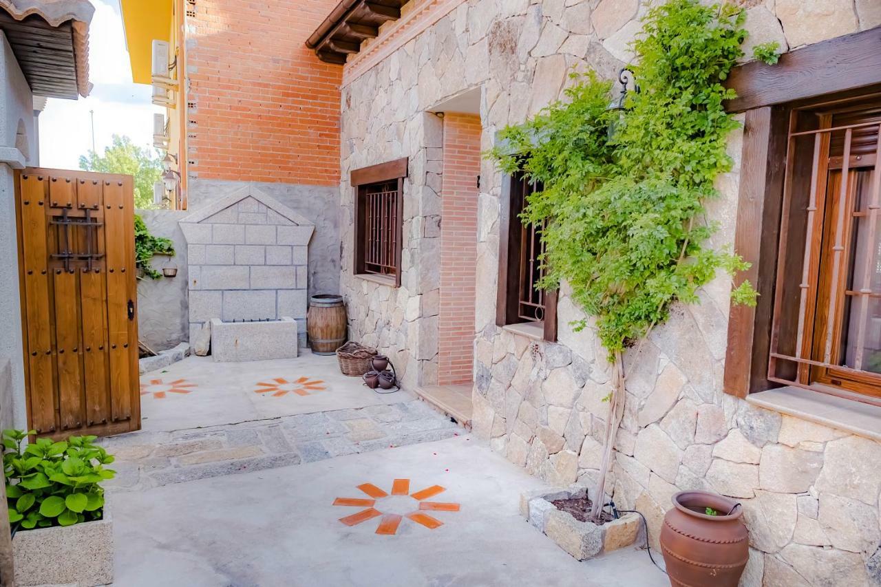 Casa Los 5 Canos Sotillo de la Adrada Eksteriør billede